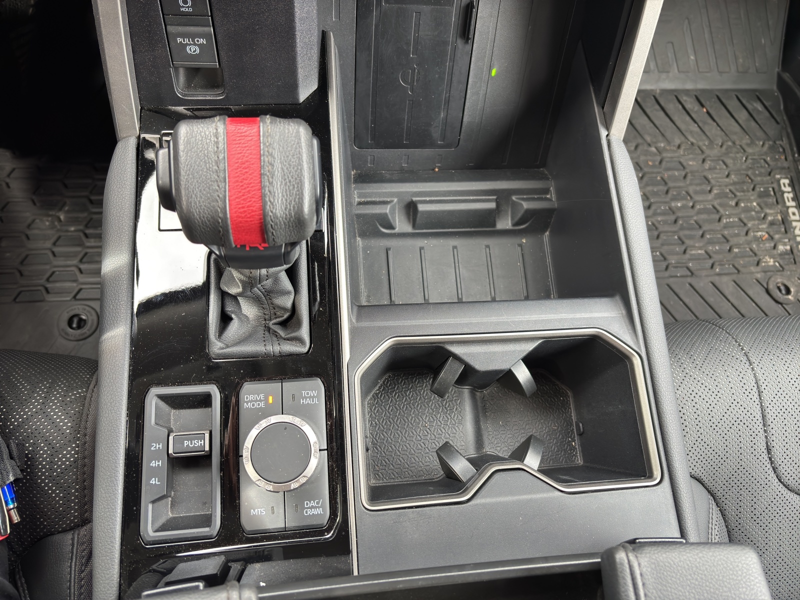 TOYOTA Tundra 3.5 V6 Bi-Turbo Hybrid Limited TRD Offroad-image-12
