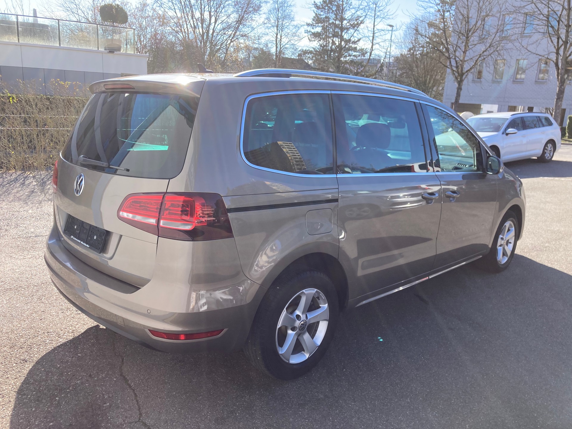 VW Sharan 2.0 TDI BMT Highline DSG-image-3