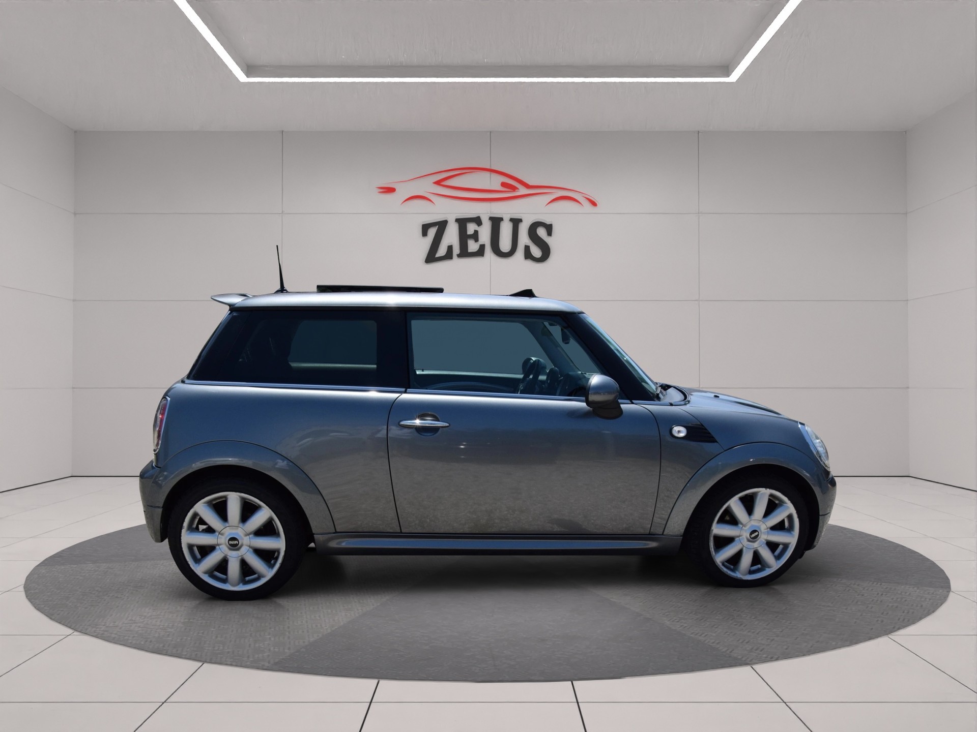 MINI Cooper S Steptronic-showroom-element-2