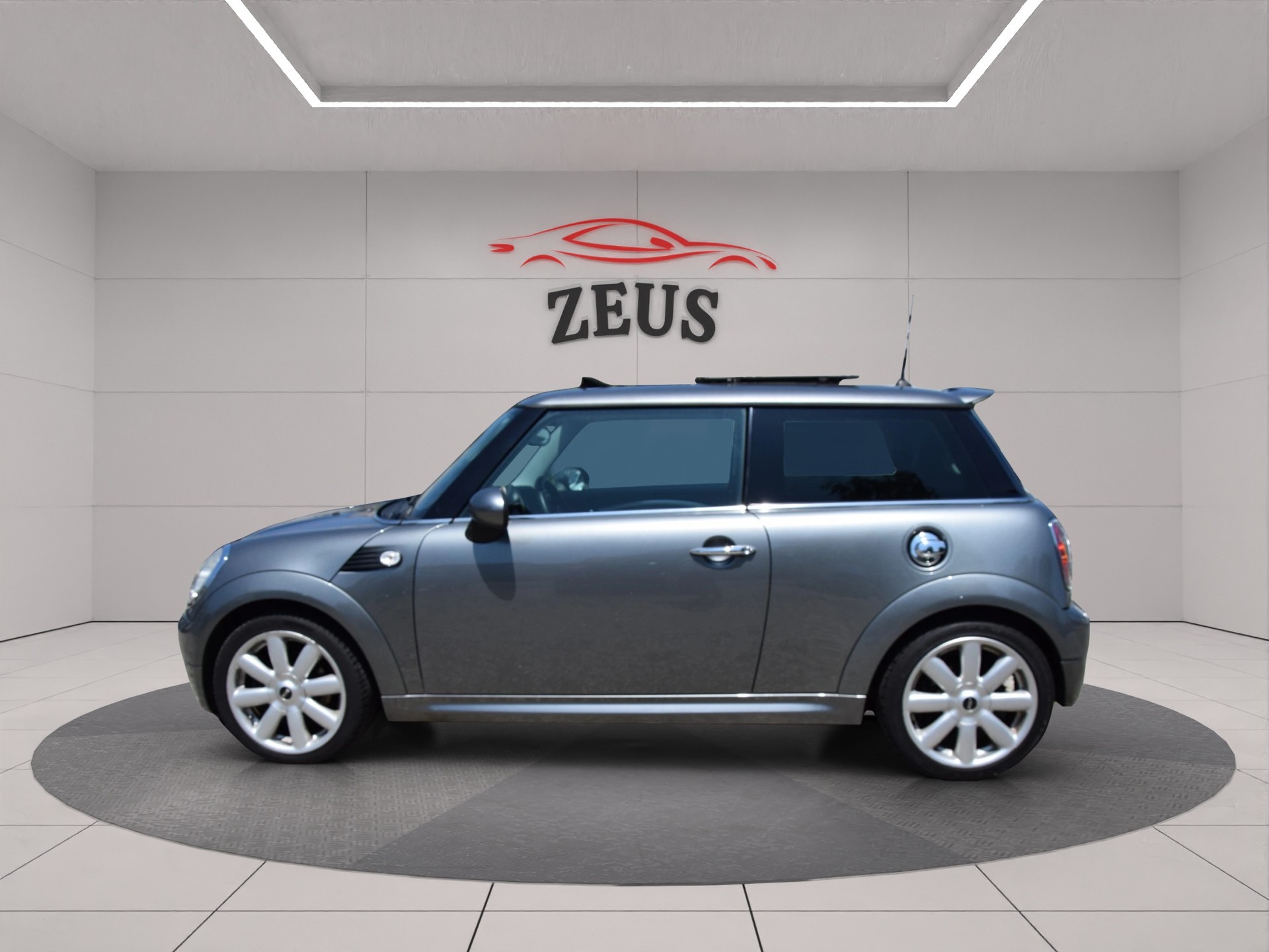 MINI Cooper S Steptronic-showroom-element-1