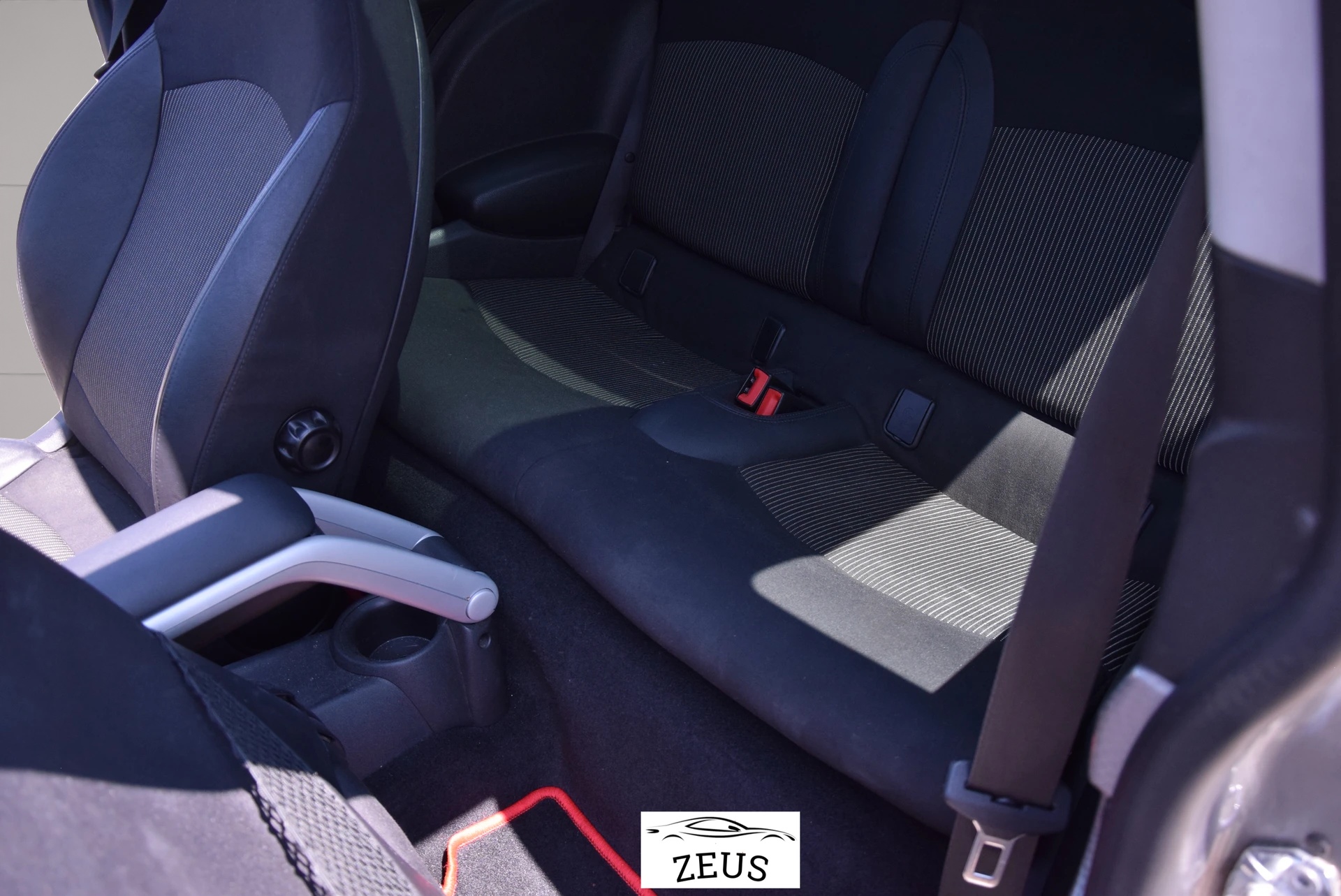 MINI Cooper S Steptronic-image-9
