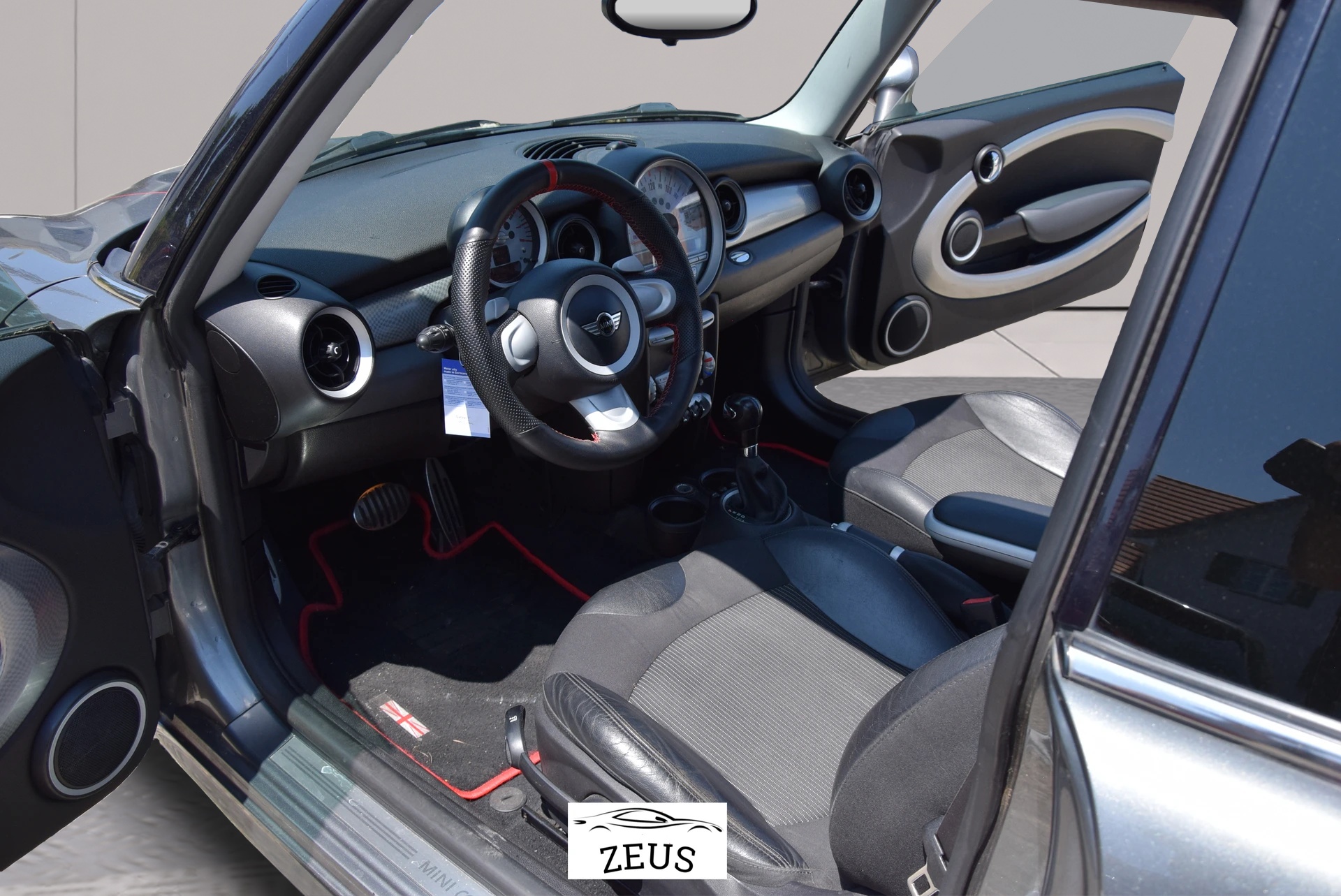 MINI Cooper S Steptronic-image-8