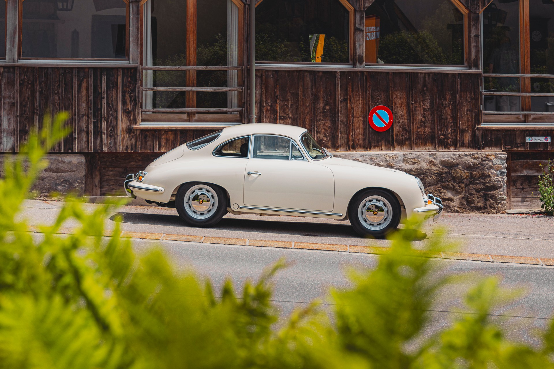 PORSCHE C-image-1