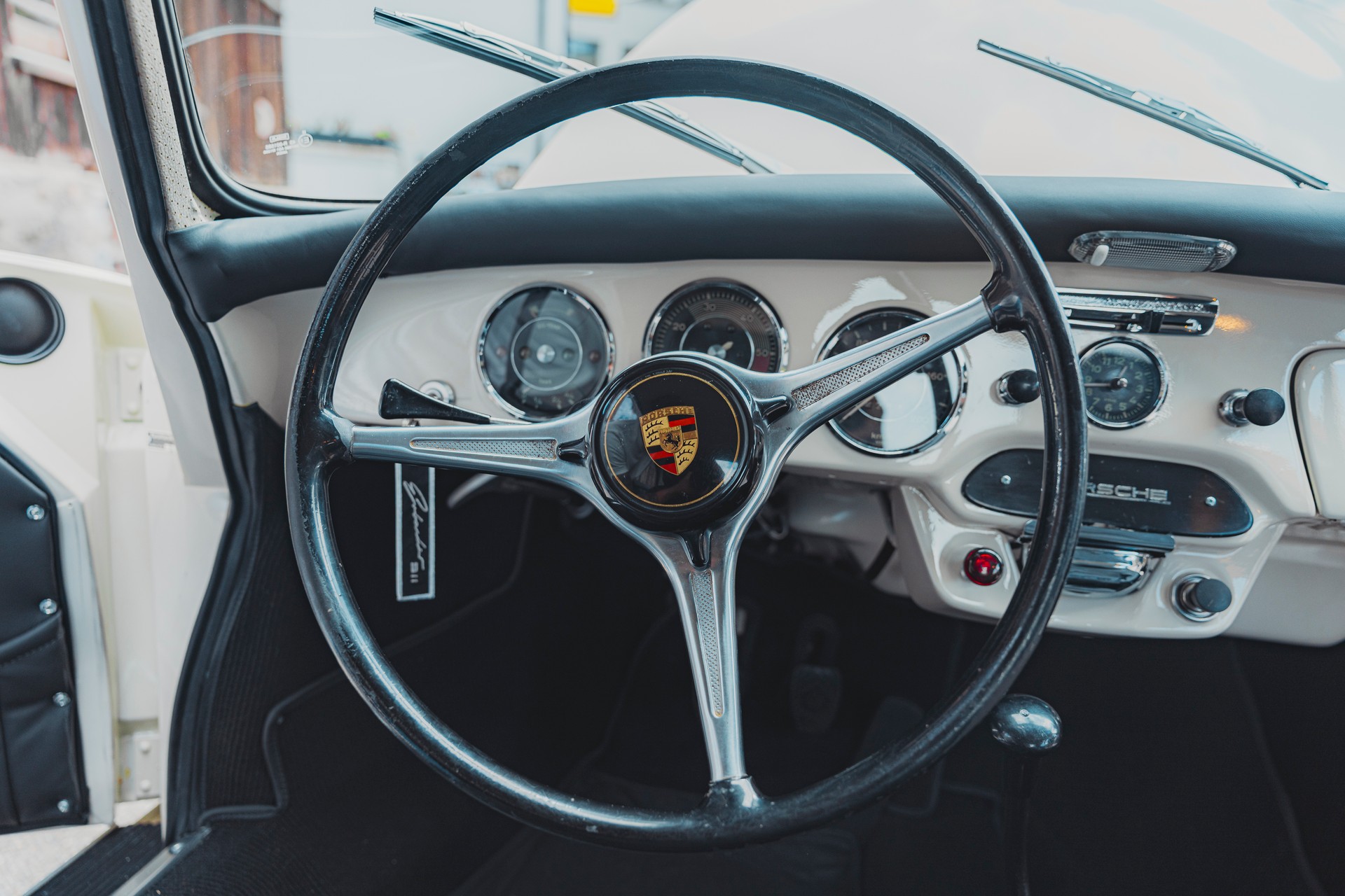 PORSCHE C-image-13