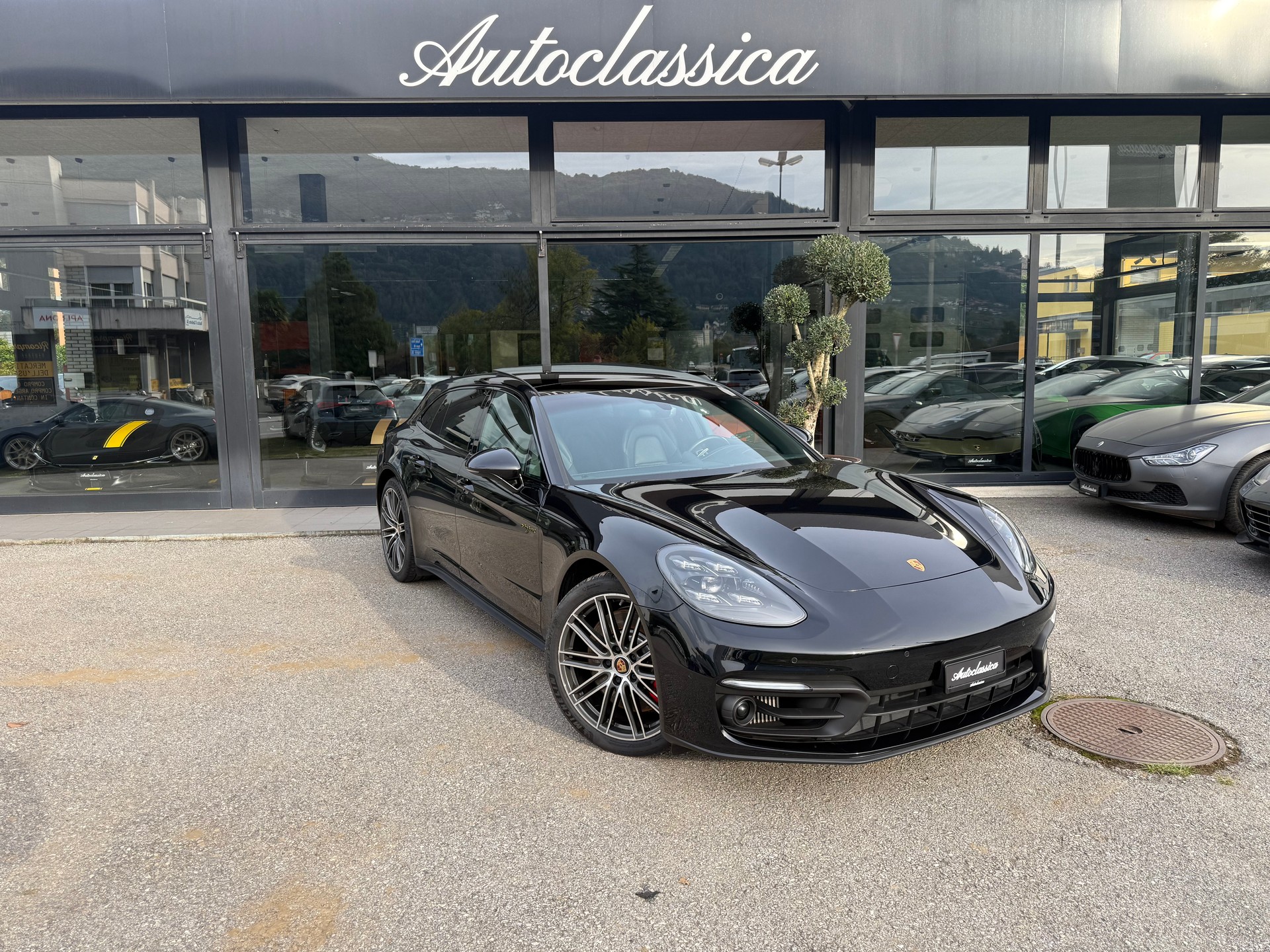 PORSCHE Panamera 4S E-Hybrid Sport Turismo PDK-image-0