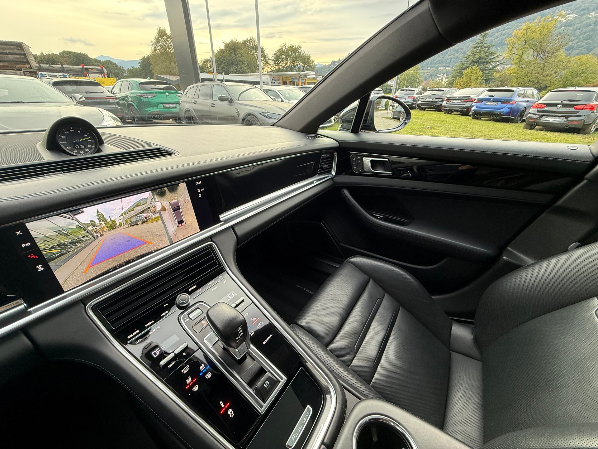 PORSCHE Panamera 4S E-Hybrid Sport Turismo PDK-image-15