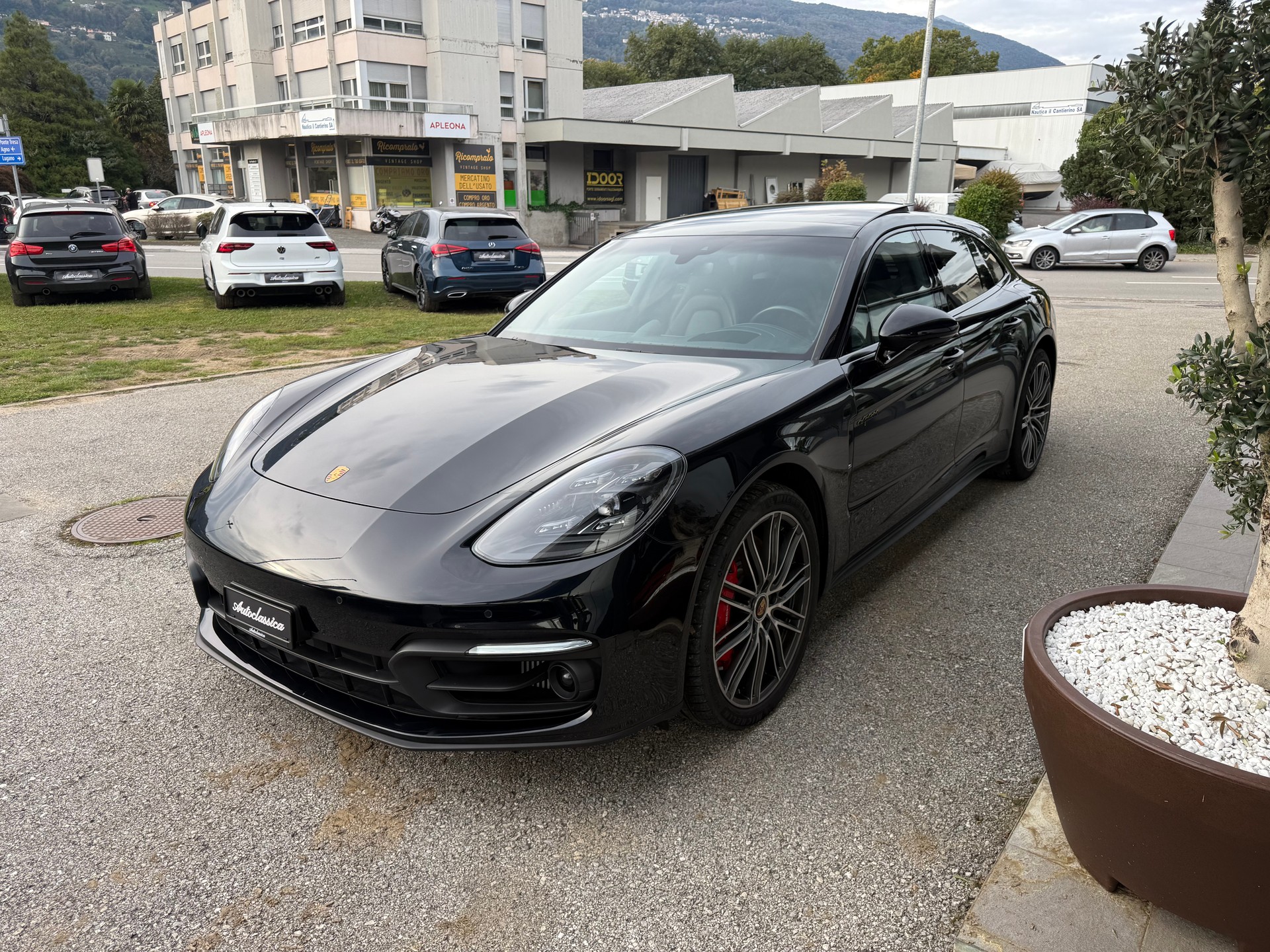 PORSCHE Panamera 4S E-Hybrid Sport Turismo PDK-image-5