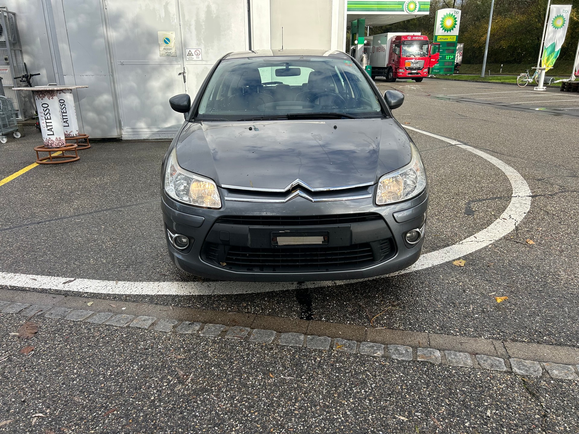 CITROEN C4 Berline 1.6i 16V VTR (Pack)-image-0