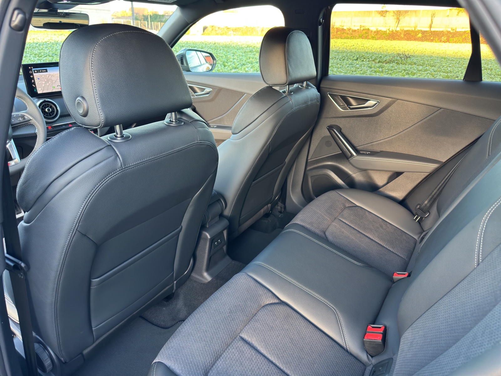 AUDI Q2 35 TFSI S line S-tronic-image-16