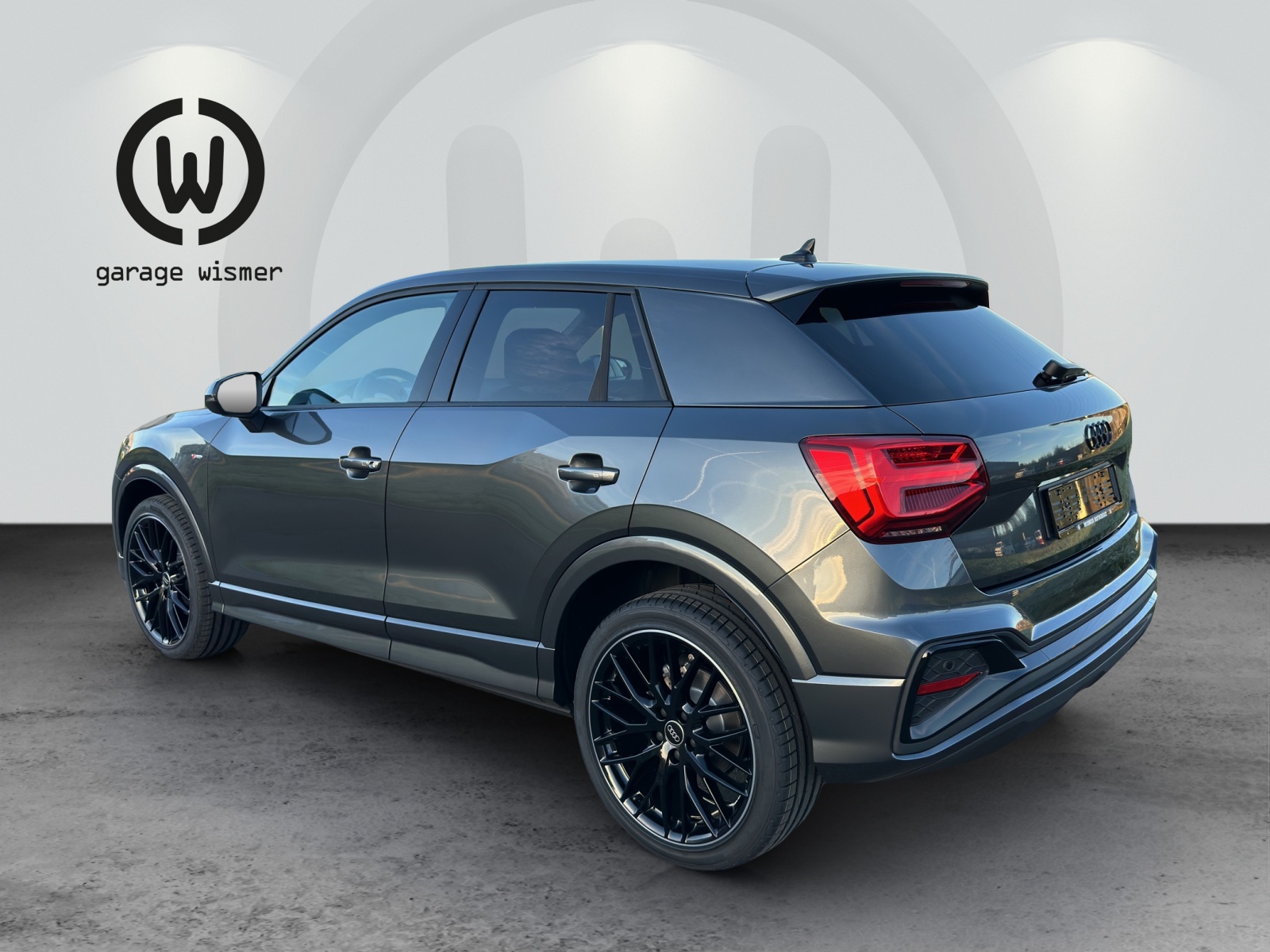 AUDI Q2 35 TFSI S line S-tronic-image-2