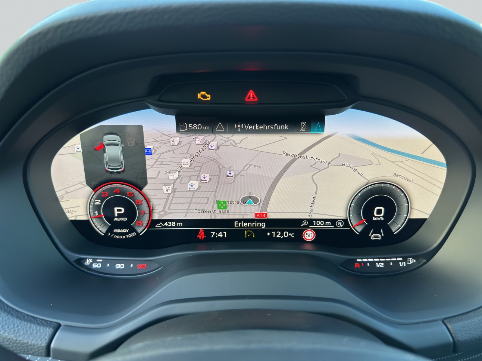 AUDI Q2 35 TFSI S line S-tronic-image-5