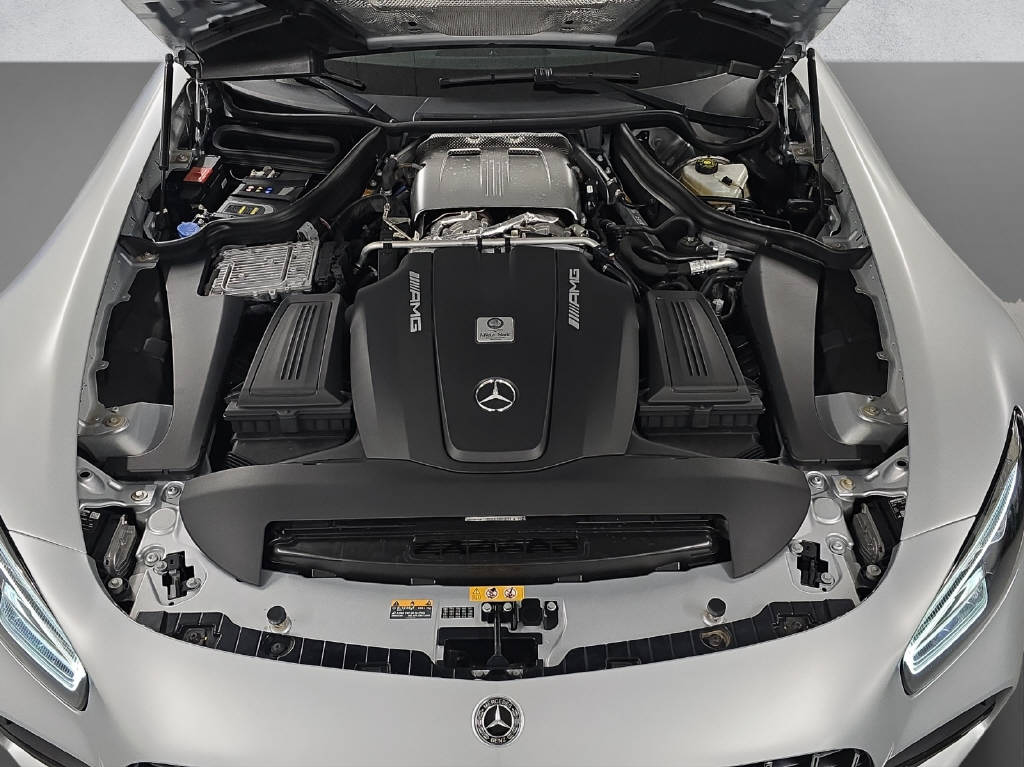 MERCEDES-BENZ AMG GT C Roadster-image-8