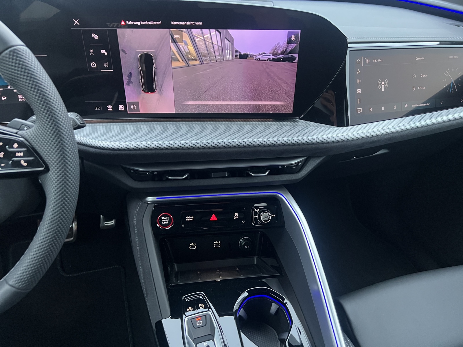 AUDI SQ5 TFSI quattro S-tronic-image-10