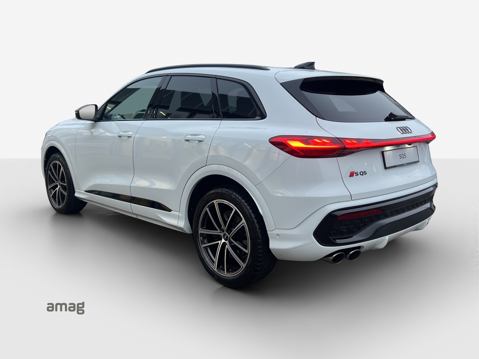 AUDI SQ5 TFSI quattro S-tronic-image-2