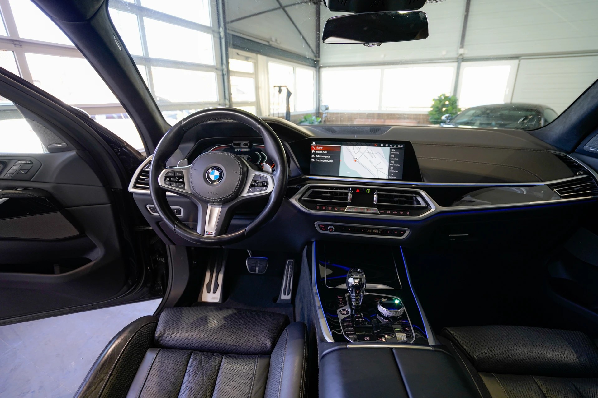 BMW X7 xDrive M50i Steptronic-image-6