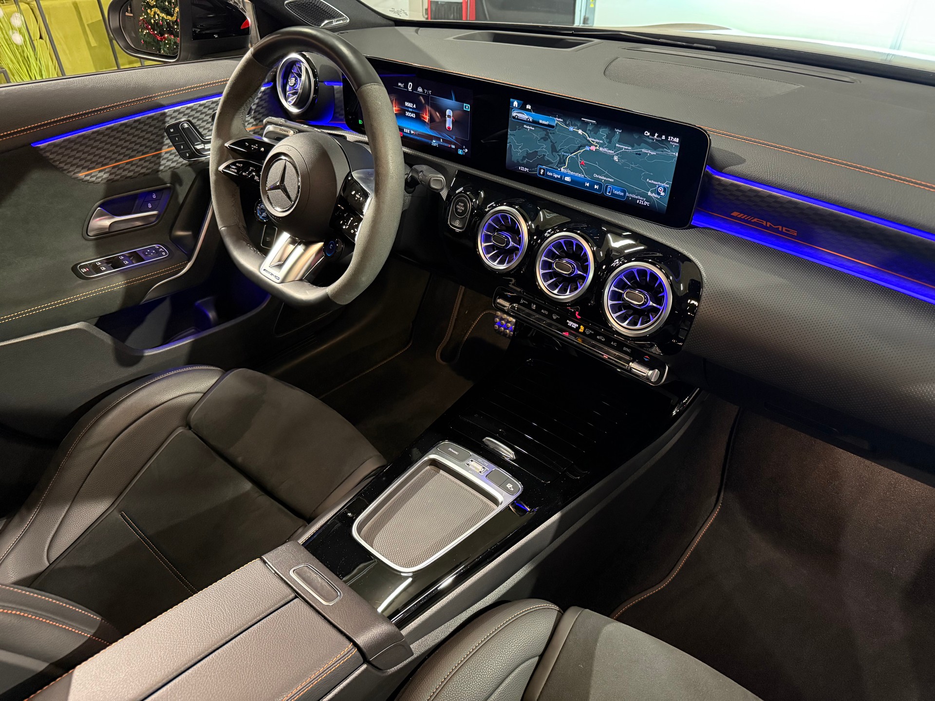 MERCEDES-BENZ CLA Shooting Brake 45 S AMG 4Matic 8G-DCT Street Style Edition-image-10