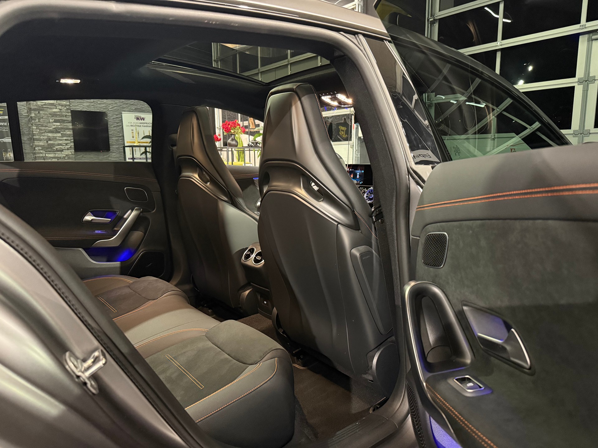 MERCEDES-BENZ CLA Shooting Brake 45 S AMG 4Matic 8G-DCT Street Style Edition-image-17