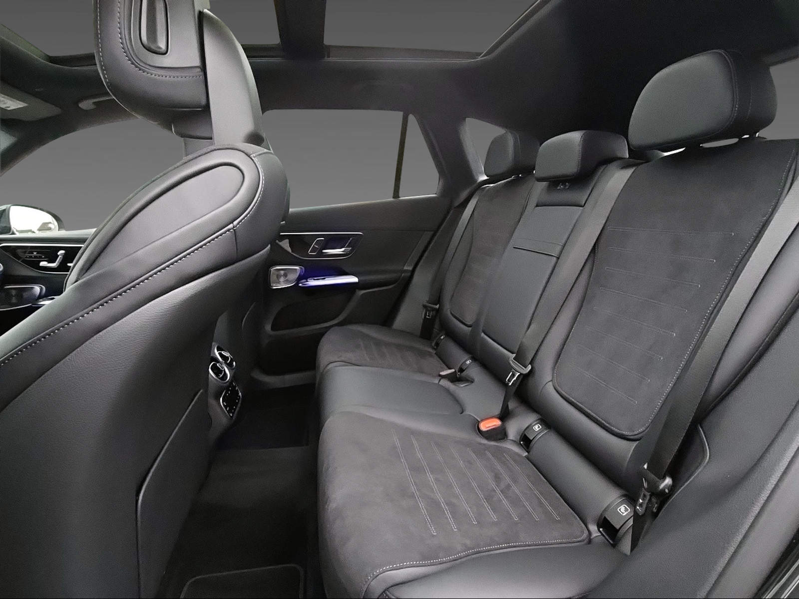 MERCEDES-BENZ GLC 220 d 4Matic-image-12
