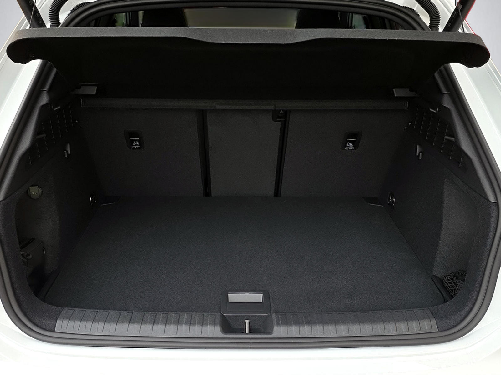 AUDI A3 Sportback TFSI 150 kW quattro S line S tronic-image-11