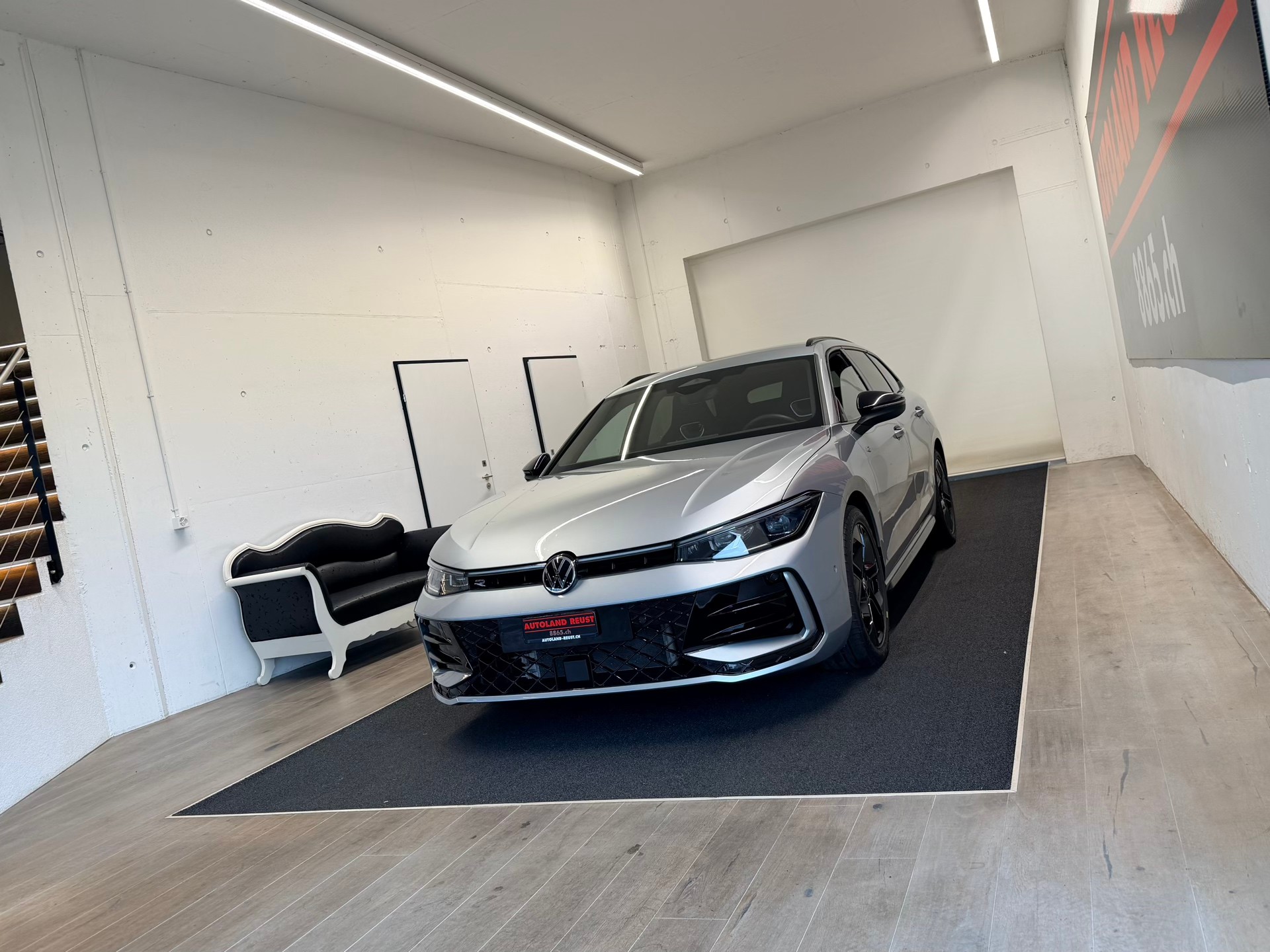 VW Passat Variant 2.0 TDI evo R-Line 4 Motion DSG-image-2