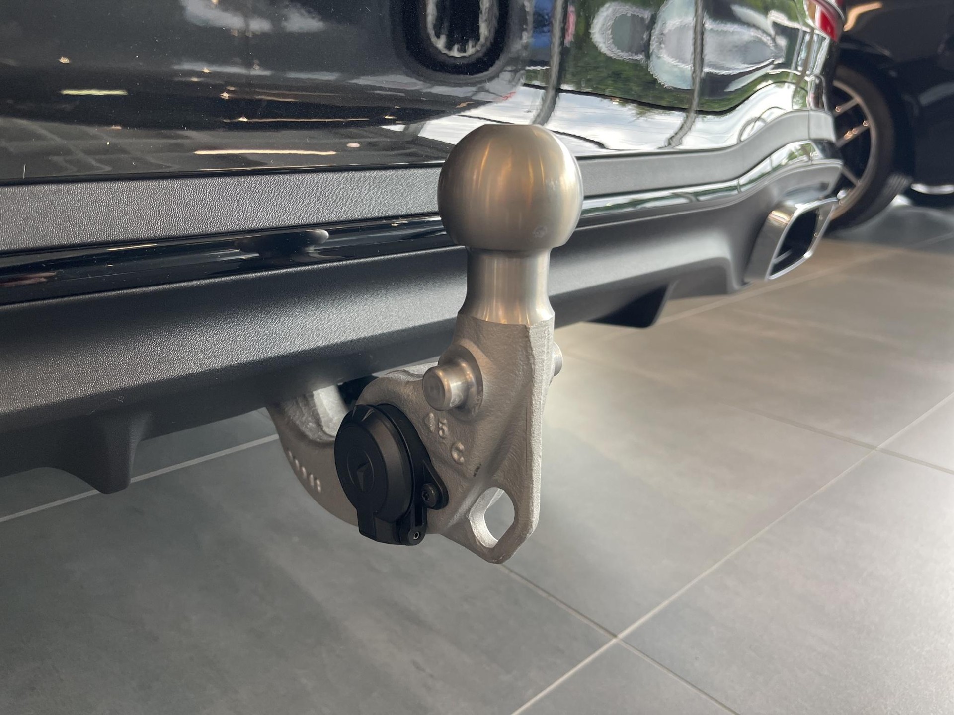 MERCEDES-BENZ C 220 d AMG Line 4matic-image-11