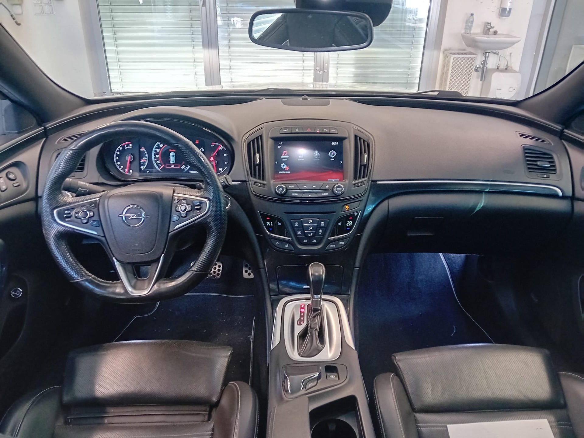 OPEL Insignia Sports Tourer 2.8 Turbo OPC 4WD Automatic-image-6