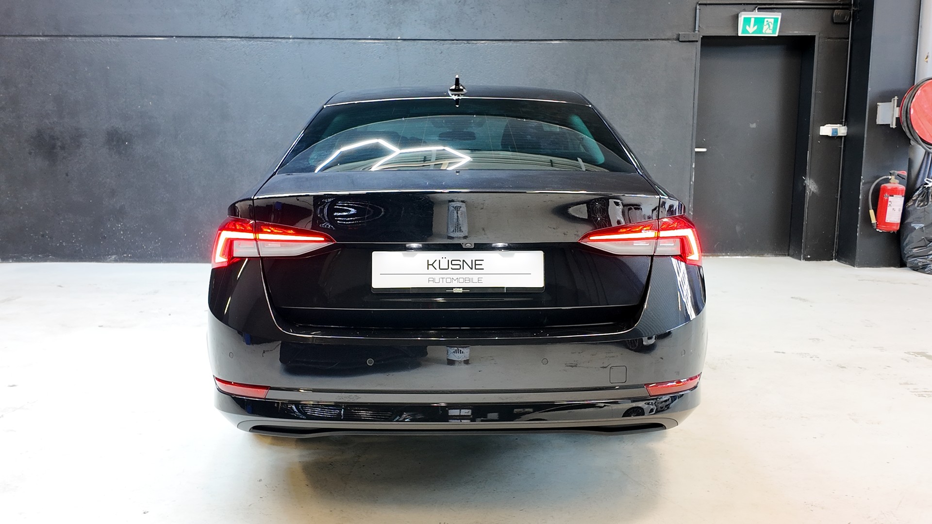 SKODA Octavia Combi 1.5 TSI mHEV DSG Style-image-4