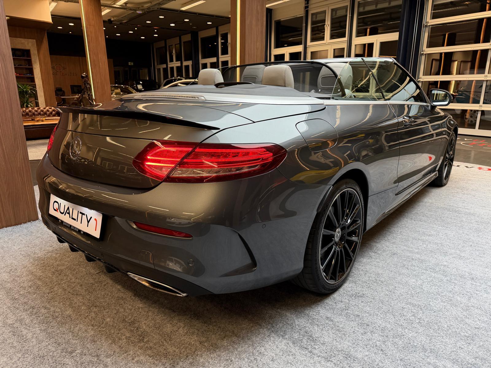 MERCEDES-BENZ C 400 AMG Line 4matic Cabriolet-image-8