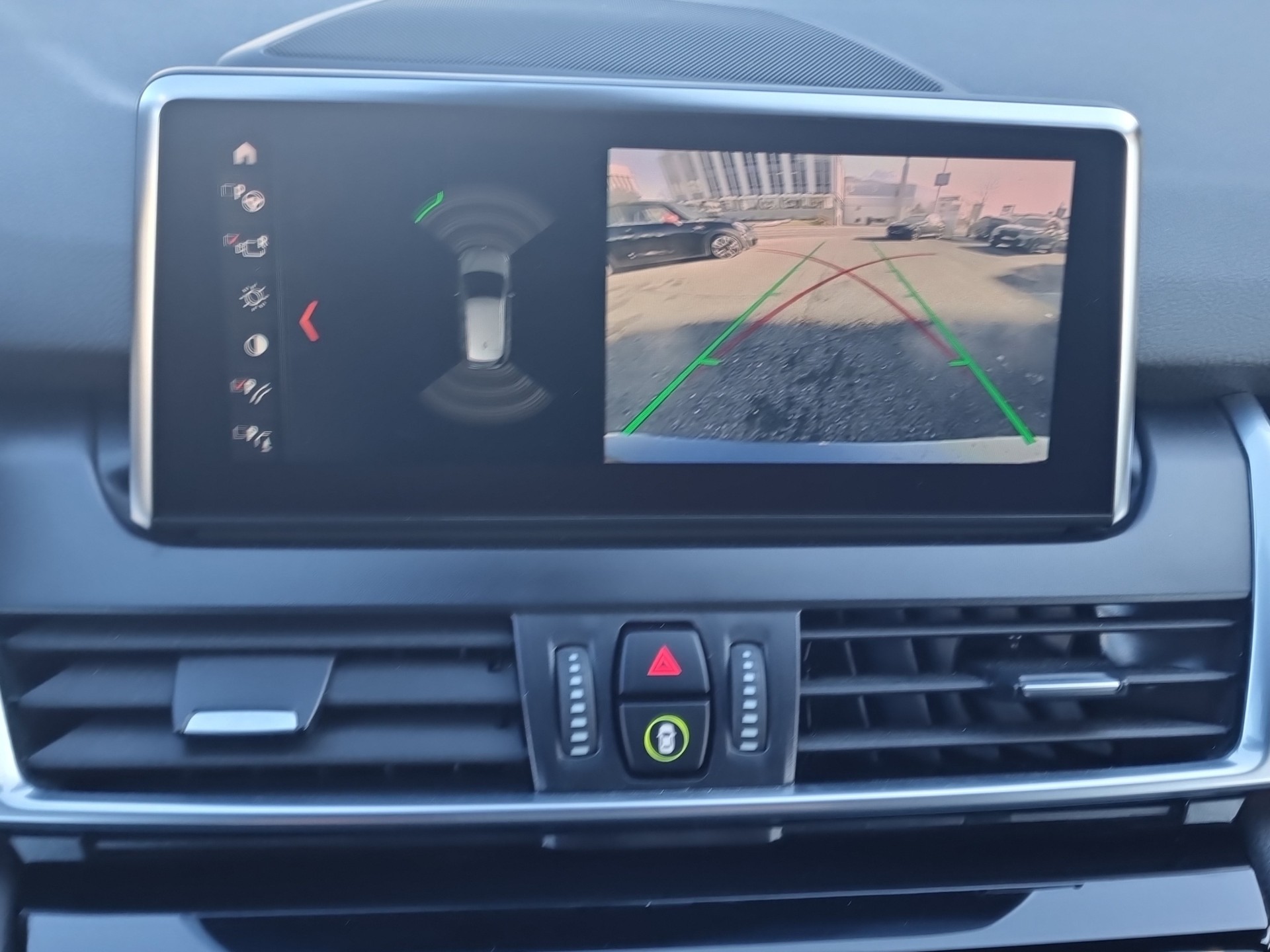 BMW 220d xDrive Active Tourer Steptronic M Sport-image-22