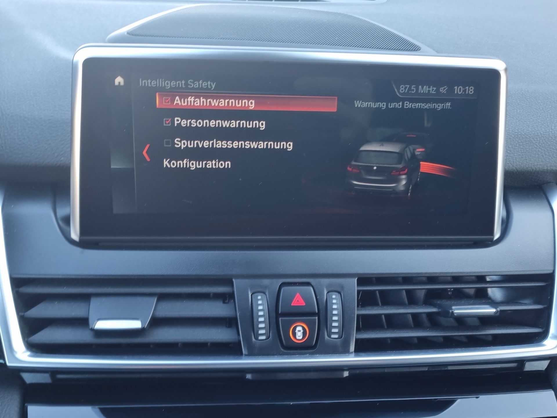 BMW 220d xDrive Active Tourer Steptronic M Sport-image-23