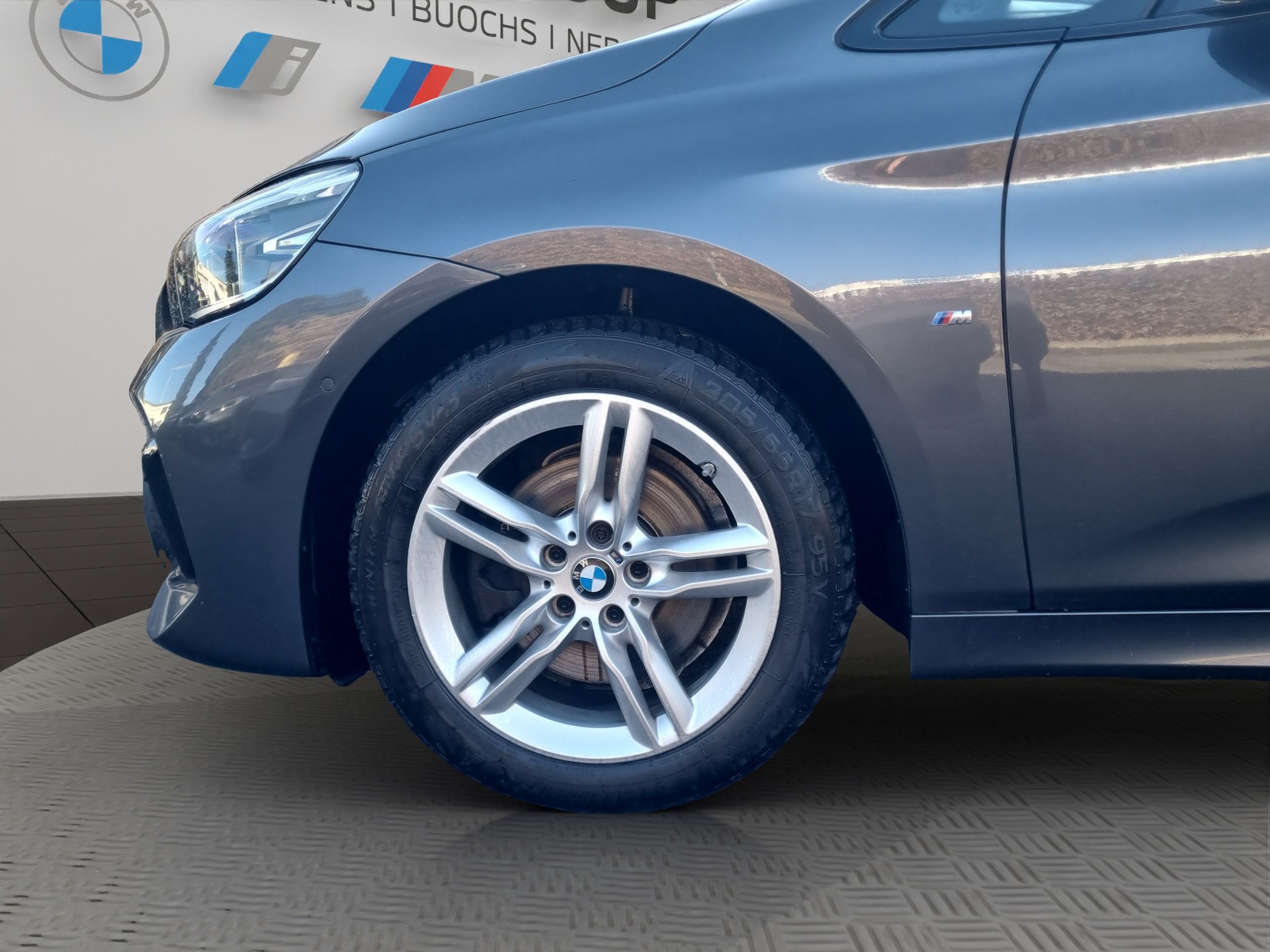 BMW 220d xDrive Active Tourer Steptronic M Sport-image-8