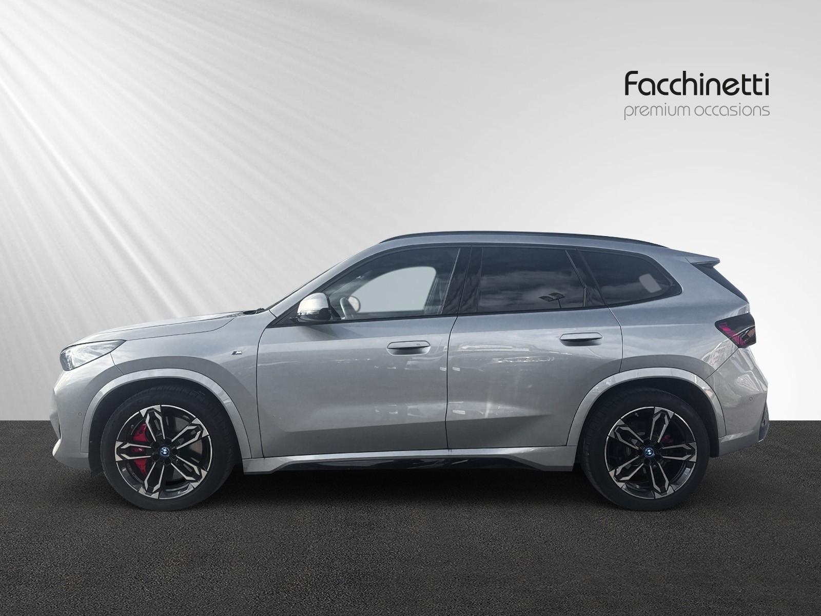 BMW iX1 xDrive 30 M Sport Pro-image-2