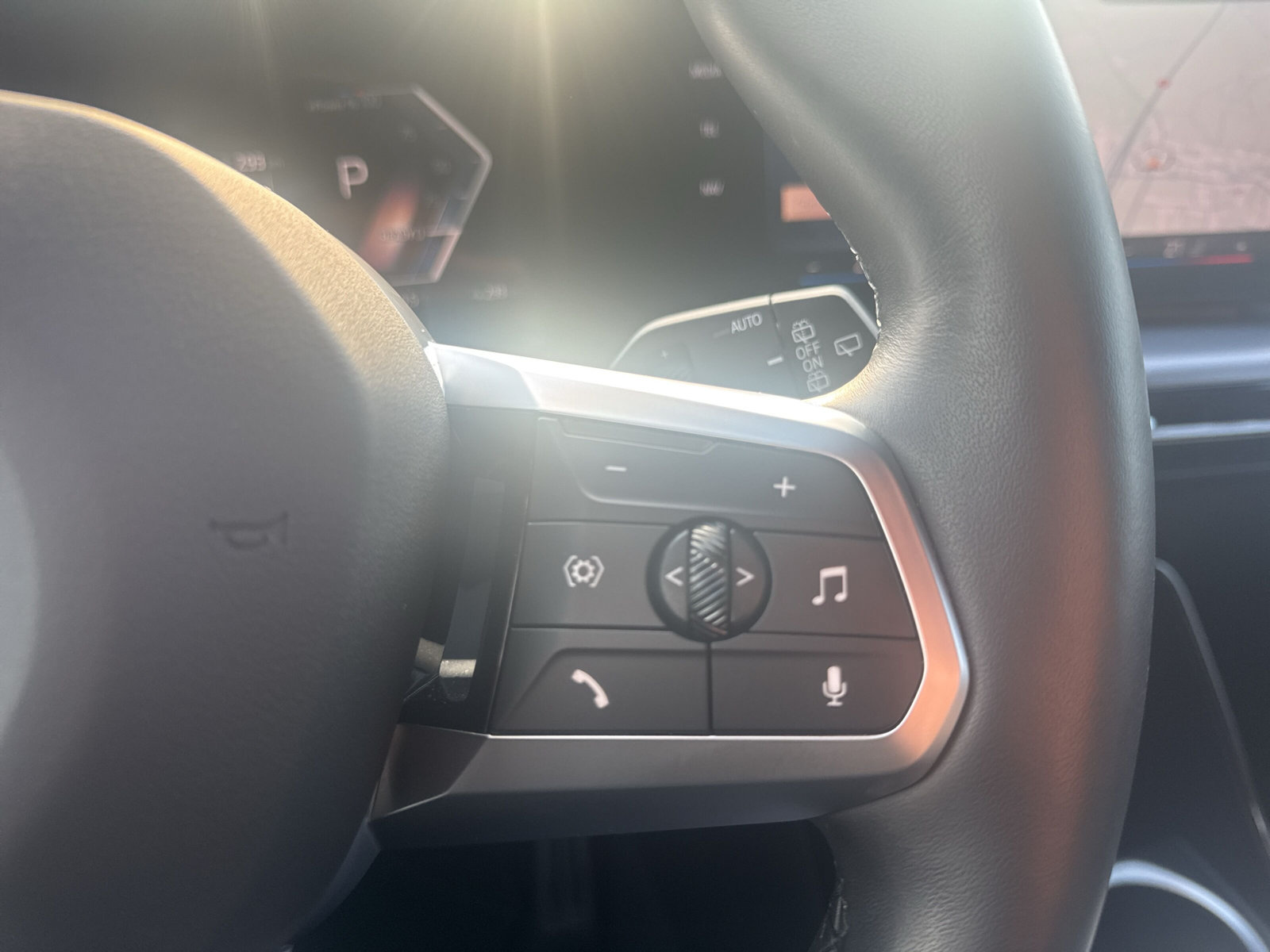 BMW iX1 xDrive 30 M Sport Pro-image-16