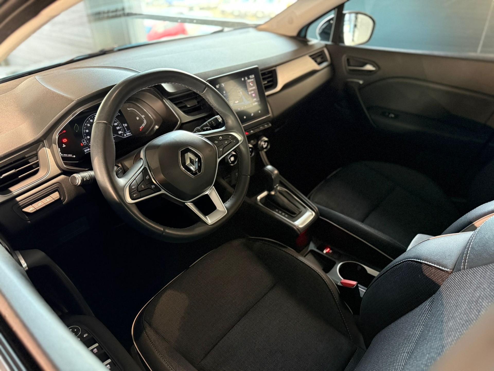 RENAULT Captur 1.3 TCe EDC Intens EDC-image-5