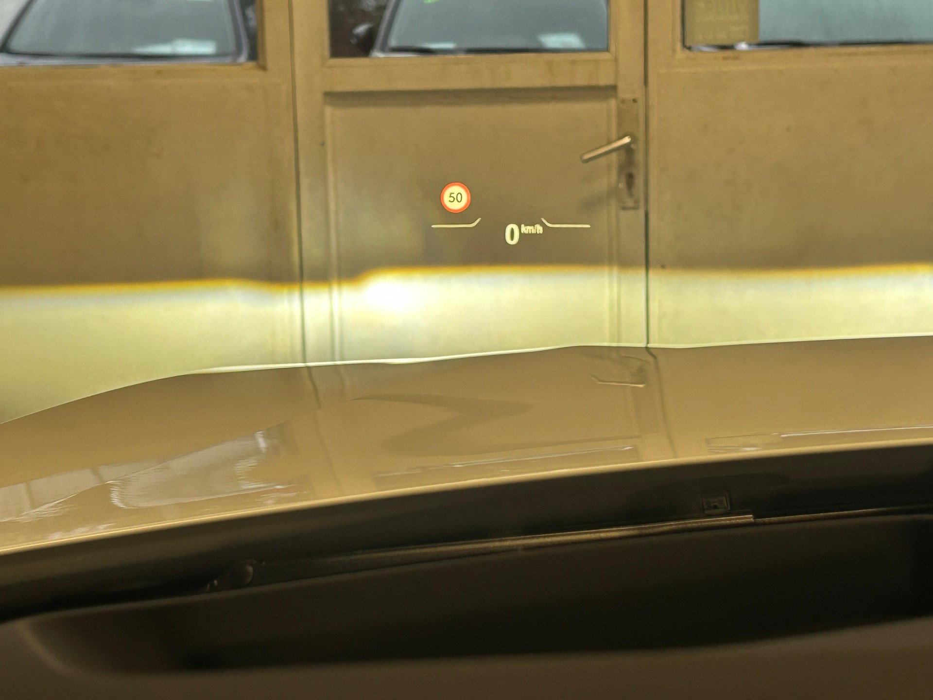 BMW Z4 20i sDrive-image-17
