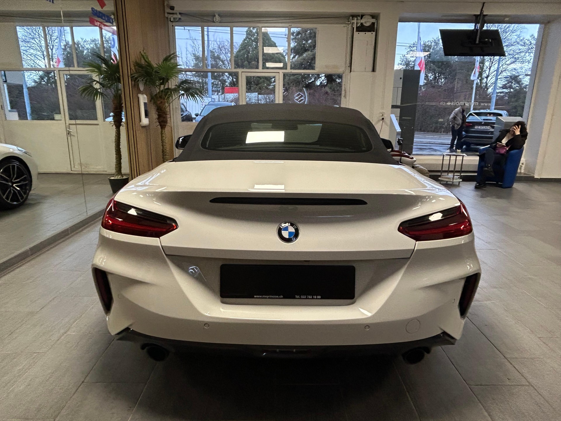 BMW Z4 20i sDrive-image-9