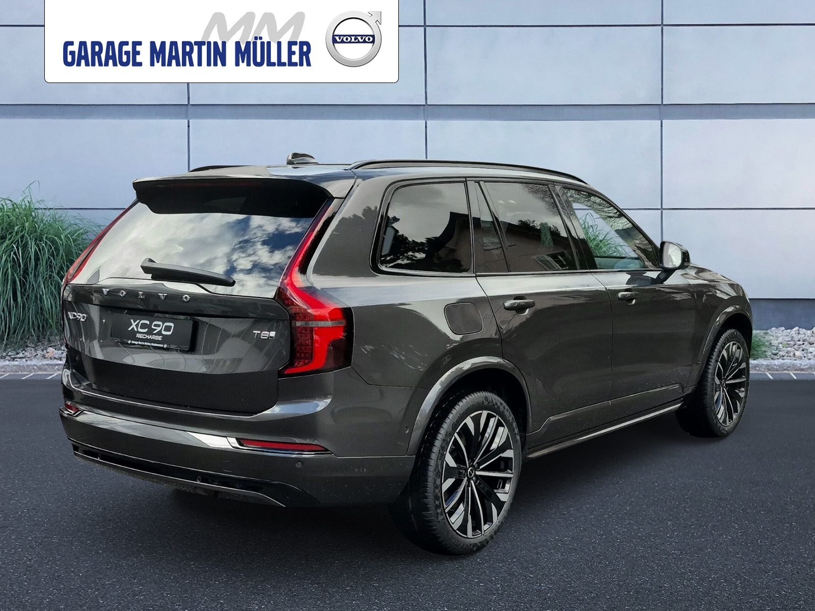 VOLVO XC90 2.0 T8 TE Ultra Dark eAWD-image-4