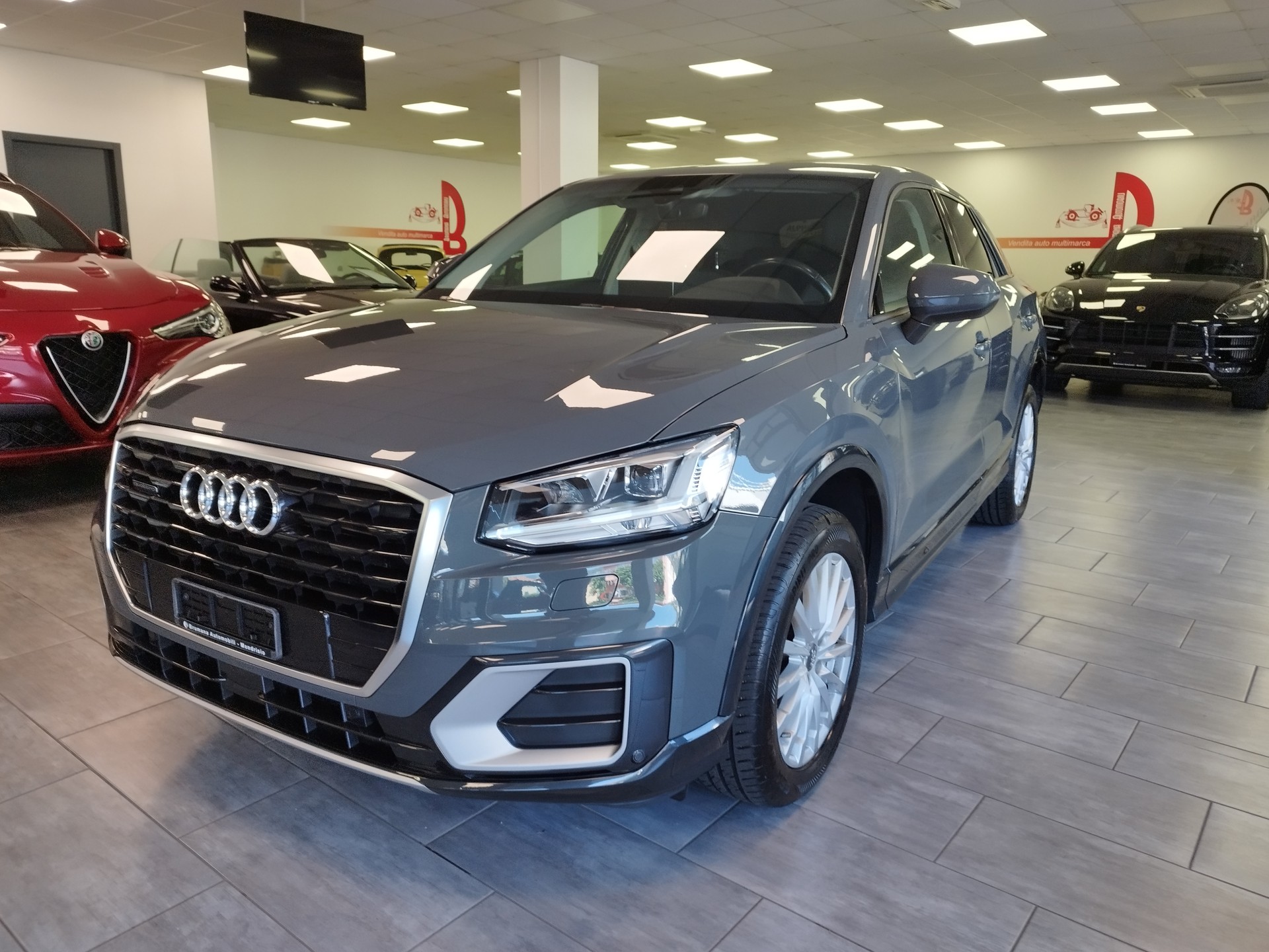 AUDI Q2 2.0 TFSI design quattro S-tronic-image-1