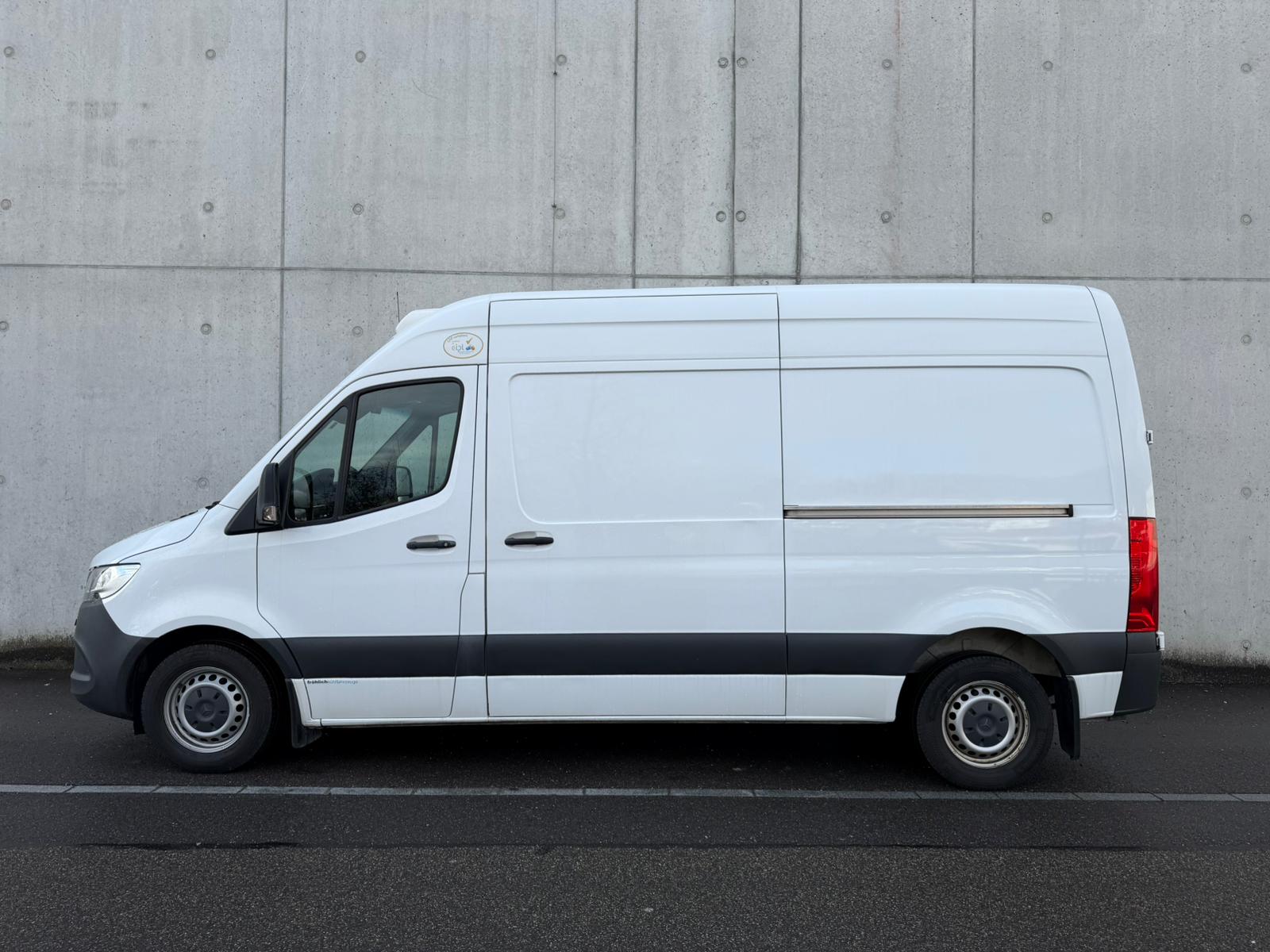 MERCEDES-BENZ Sprinter 314 CDI Standard 9G-TRONIC FWD *Kühlkasten mit Aggregat, Rückfahrkamera, Schiebetüren beidseitig*-image-1