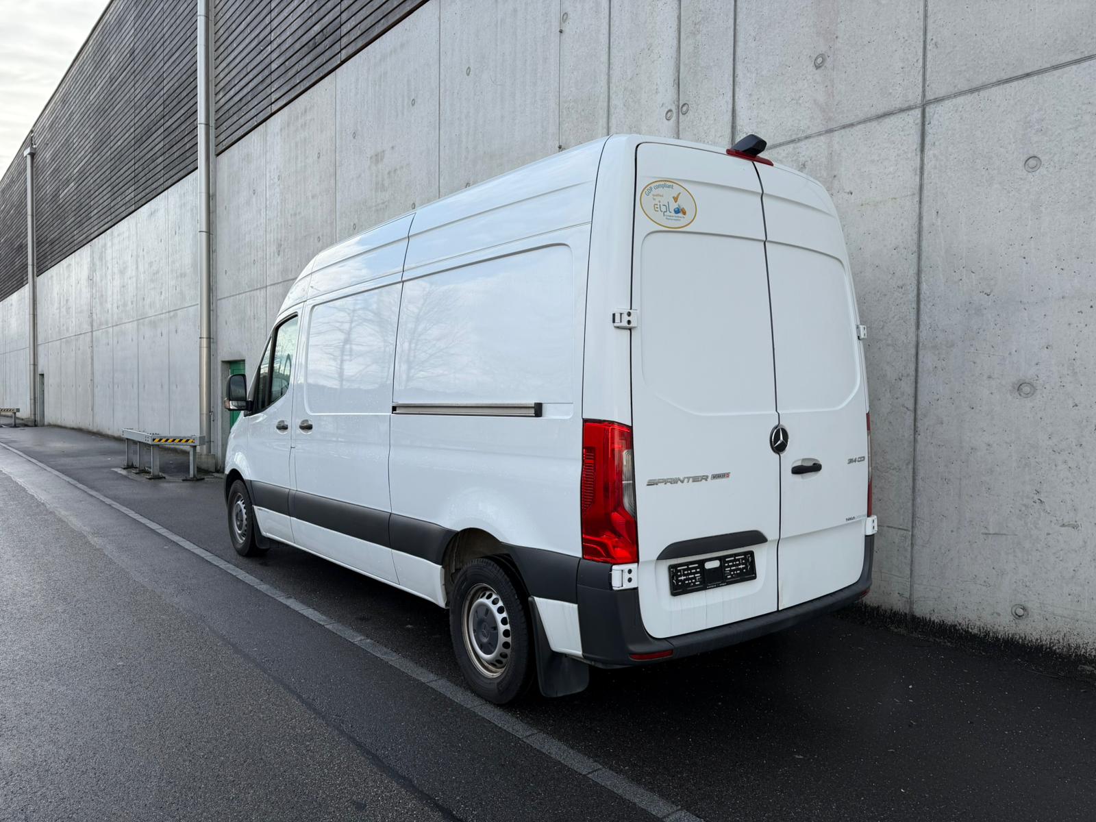 MERCEDES-BENZ Sprinter 314 CDI Standard 9G-TRONIC FWD *Kühlkasten mit Aggregat, Rückfahrkamera, Schiebetüren beidseitig*-image-2