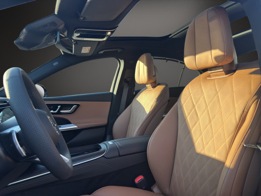 MERCEDES-BENZ E 220 d 4Matic-image-8