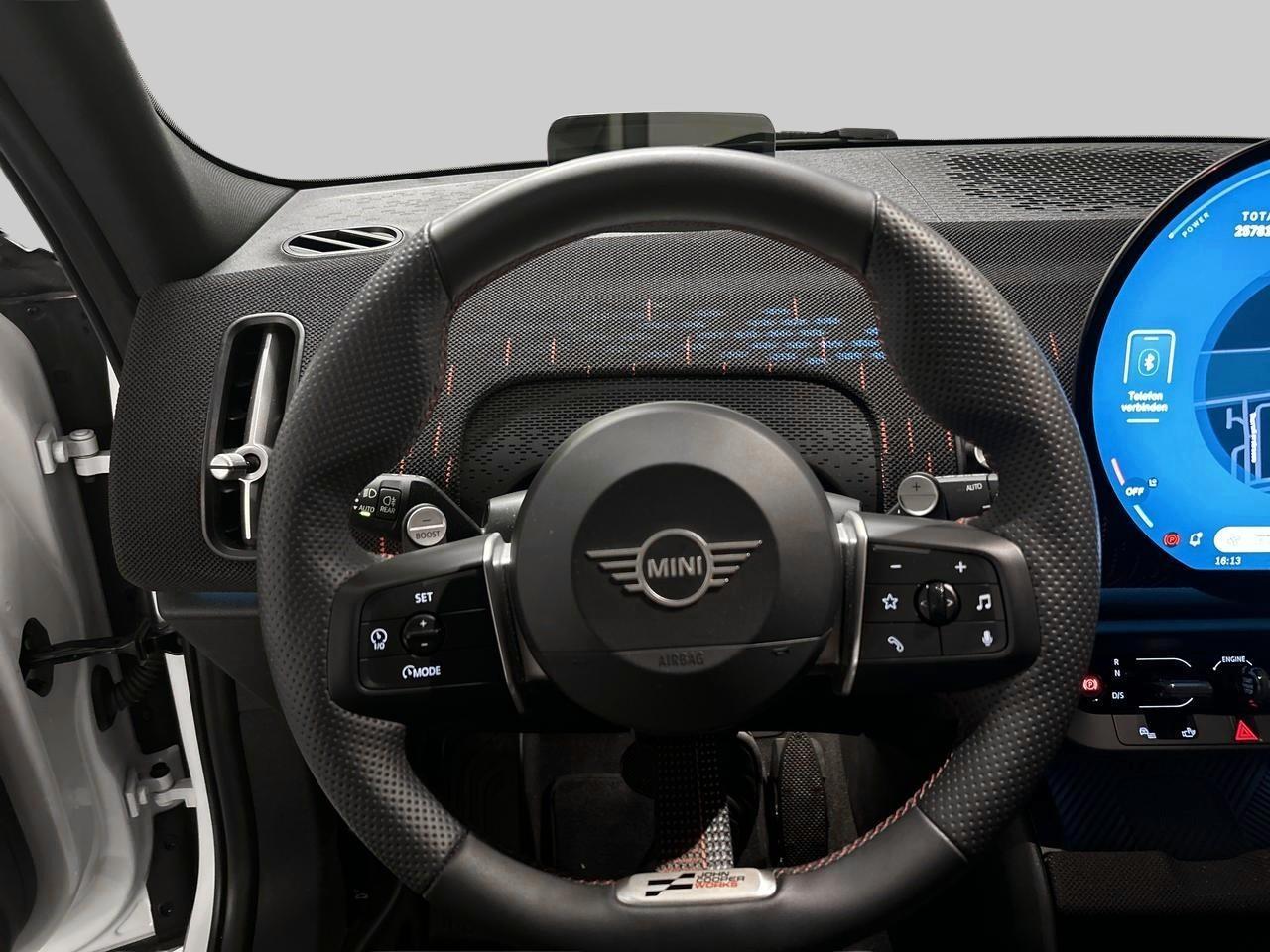 MINI Countryman C John Cooper Works Trim-image-16