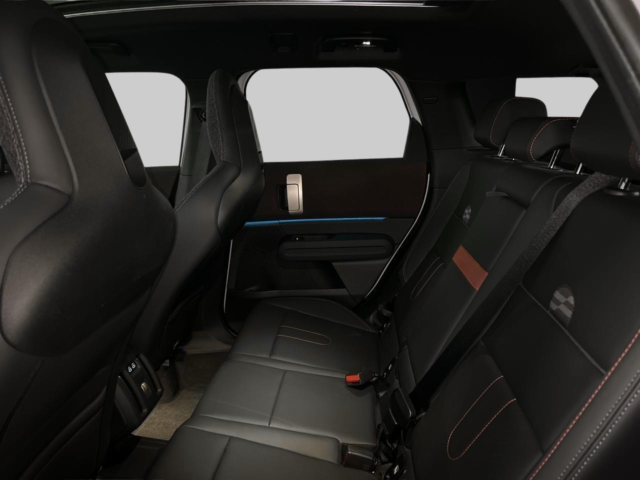 MINI Countryman C John Cooper Works Trim-image-10