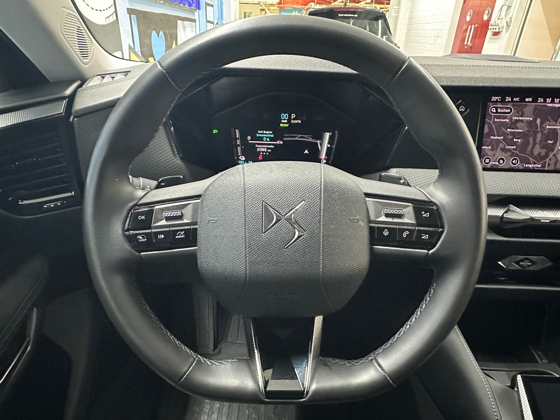 DS AUTOMOBILES DS 4 1.6 E-Tense Trocadero-image-10