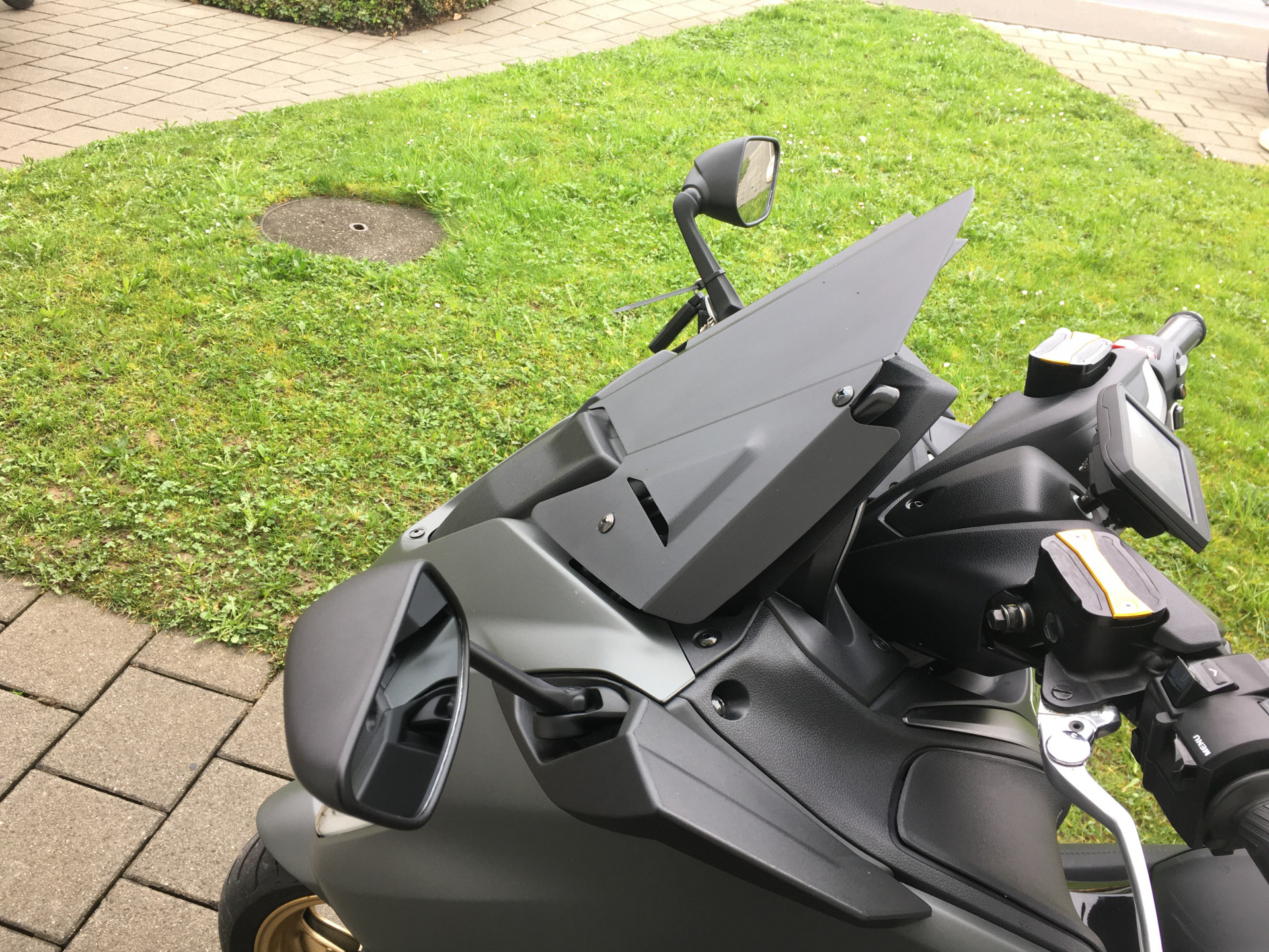 YAMAHA TMax 560 Tech Max-image-7