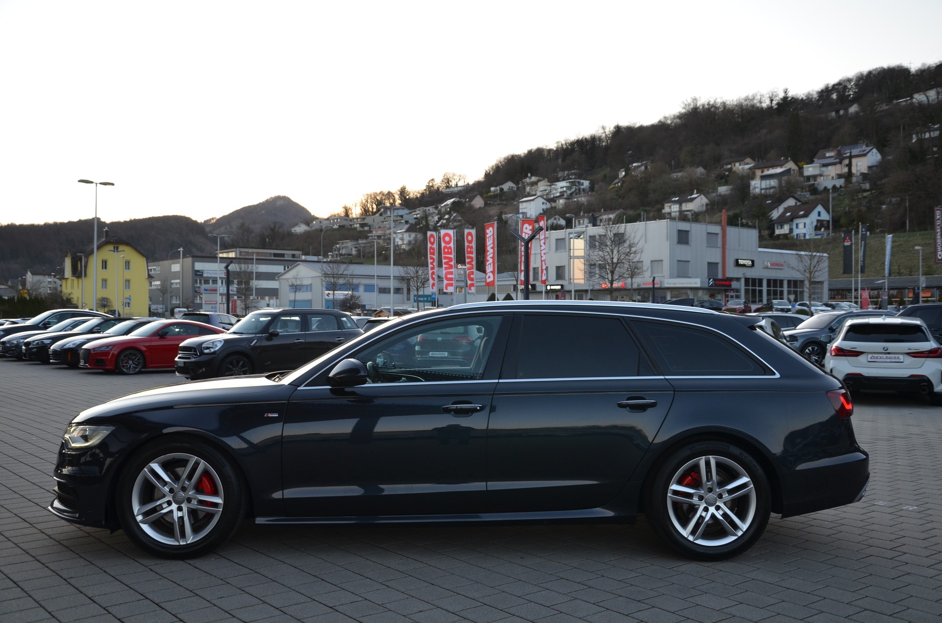 AUDI A6 Avant 2.0 TDI ultra multitronic*S-Line*-image-6