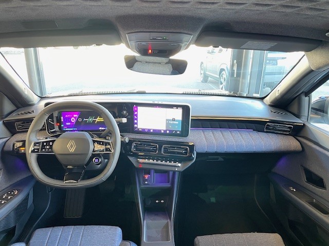 RENAULT R4 E-Tech Comfort Range 52 kWh Techno-image-10