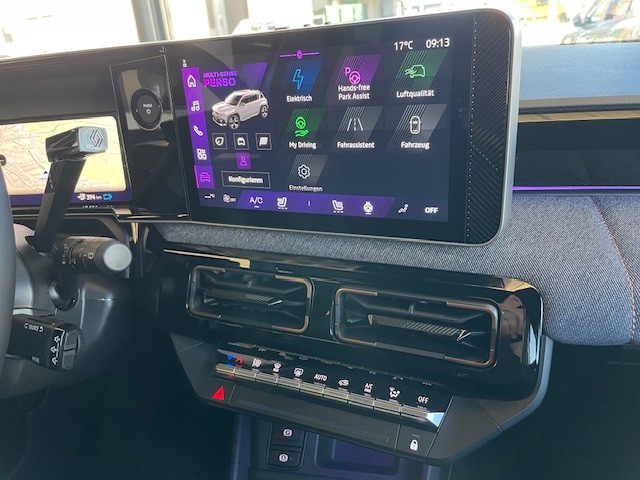 RENAULT R4 E-Tech Comfort Range 52 kWh Techno-image-12