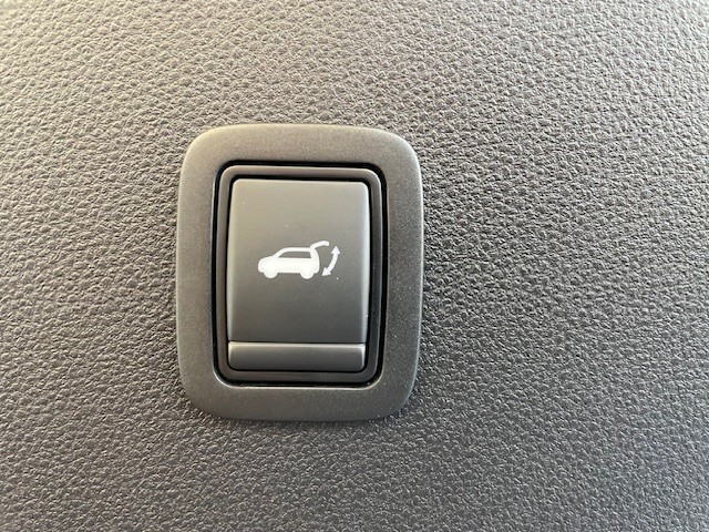 RENAULT R4 E-Tech Comfort Range 52 kWh Techno-image-15