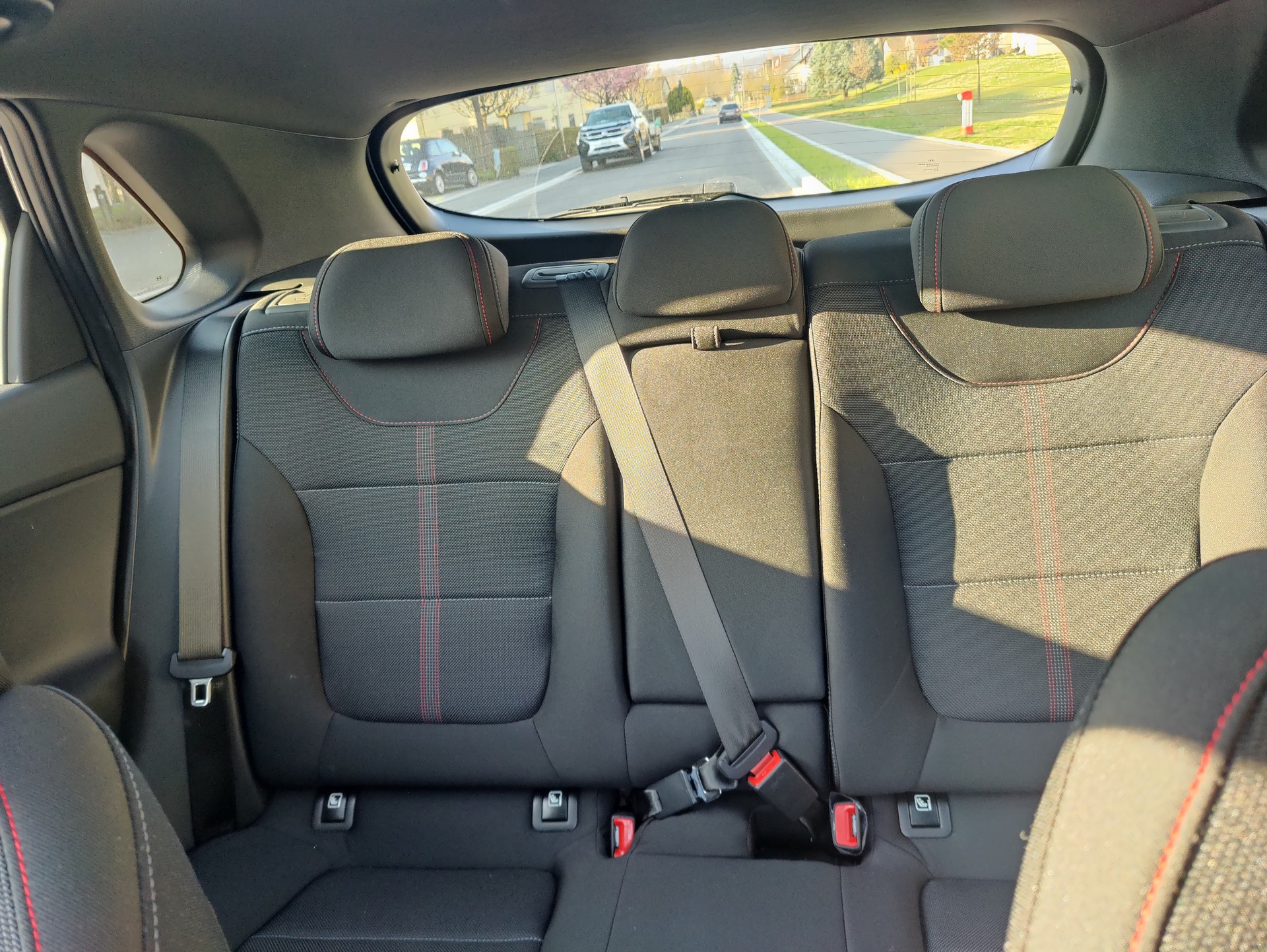 HYUNDAI i30 Fastback 1.5 T-GDi N Line 48V MH DCT-image-12